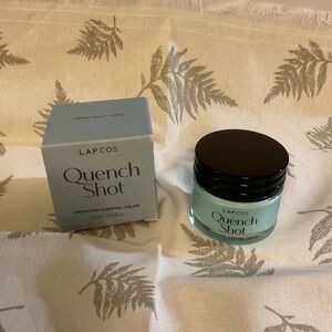 Quench Shot Hydrating Sleeping Cream - Black and Cream